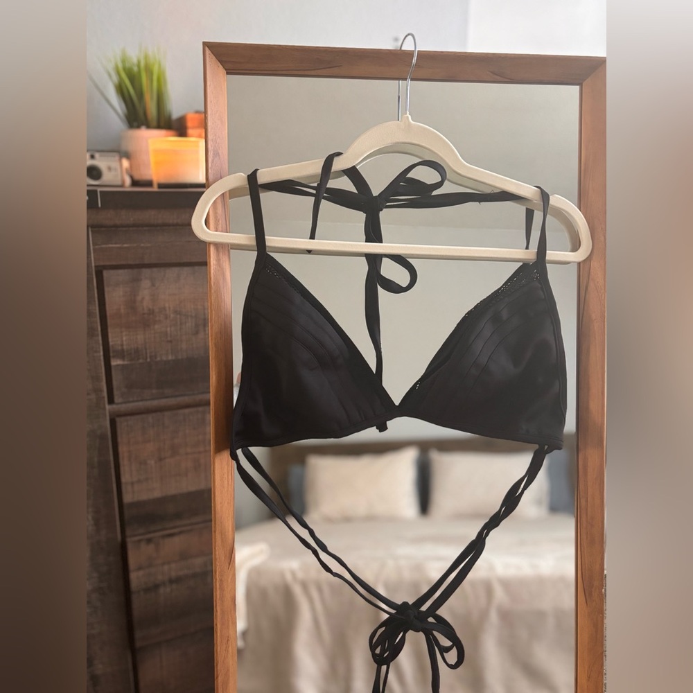 Black Triangle Tie-Back Bikini Too